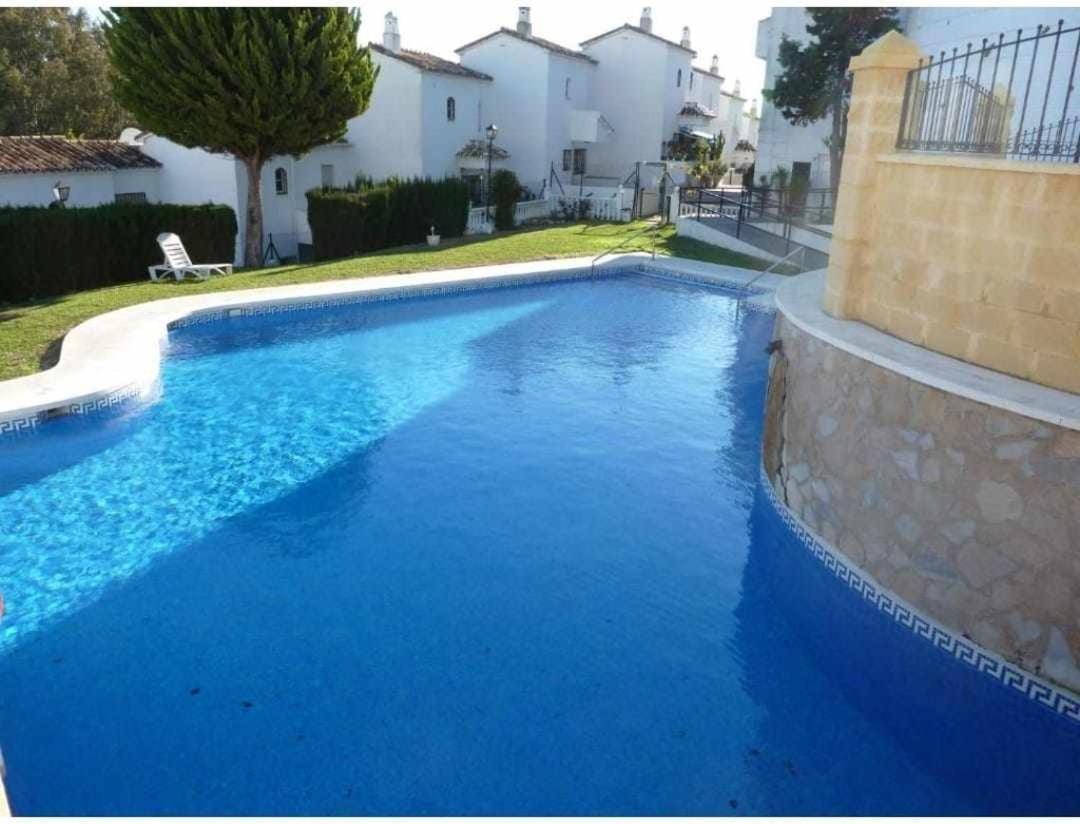 בנאלמדנה Villa Marisol Apartamento Australia מראה חיצוני תמונה